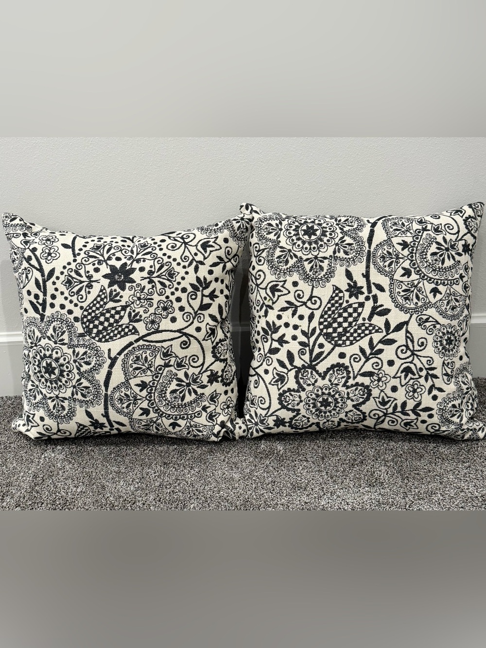 Pair of Decorative Black and White Floral Throw Pillow Pair 14”x14” Poly filled